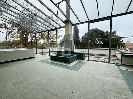 EXCEPTIONNEL AVEC ROOFTOP ET JARDIN DE 671M2 - Foto 5