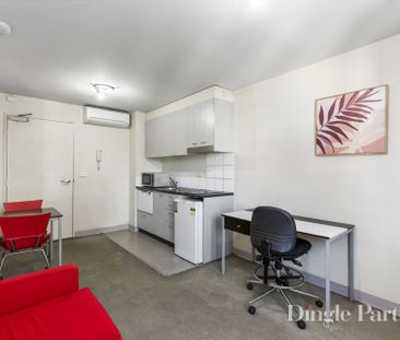 Live Where Melbourne Comes Alive! - Photo 2