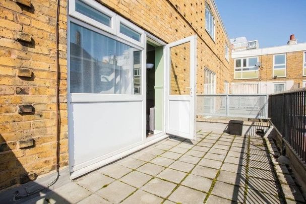 Room in a Shared Flat, Kerbey Street, E14 - Photo 1