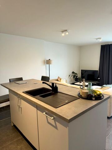 Appartement te huur - Photo 2