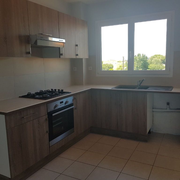 Location Appartement 4 pièces 91m² - Photo 1