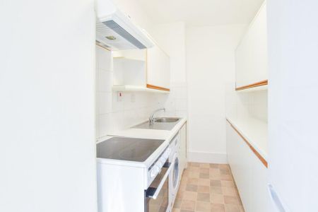 2 bedroom flat to rent - Photo 5