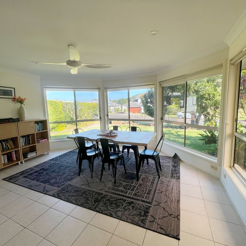 Fully Furnished home in central Lennox Head - Photo 1