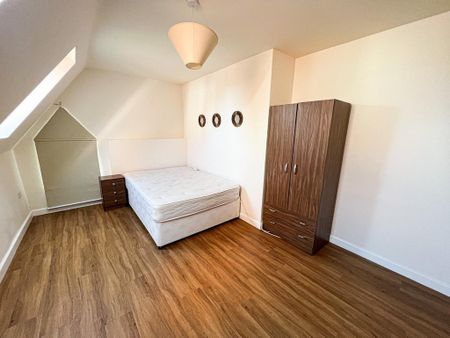 2 bedroom maisonette to rent - Photo 3