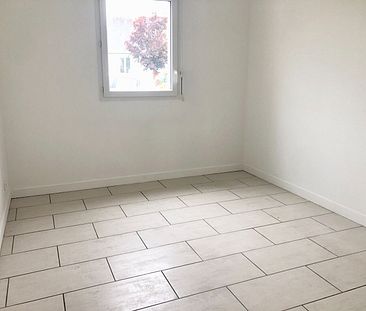 Location maison 5 pièces, 103.00m², Ligné - Photo 1