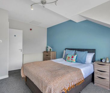 1 bedroom in a house share to rent - Photo 1