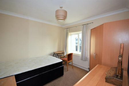 Bournemouth Brassey Road Winton, BH9, Dorset - Photo 5