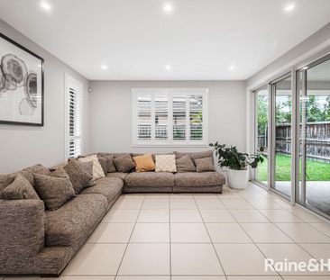 Spacious Family Living with Modern Inclusions in Schofields - Photo 1
