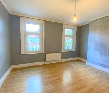 Hall Road London, E6 - Photo 1