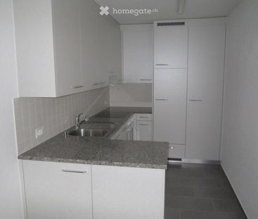 helle und sonnige 3,5-Zi-NR-Dach-Eckwohnung - Photo 1