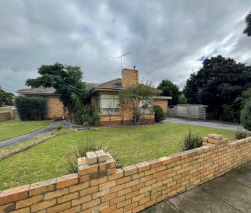 37A Whitmuir Road, Bentleigh - Photo 2