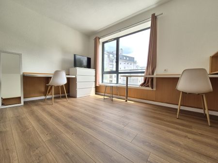 Location Appartement 1 pièce 21m² RODEZ 12000 - Photo 2