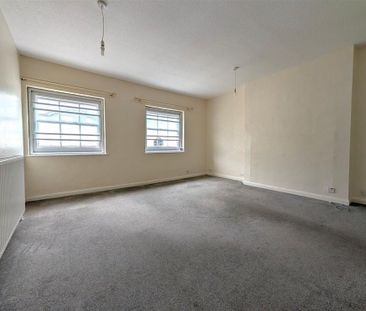 18 Fairfax Place, Dartmouth - Photo 1