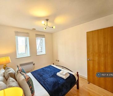 1 bedroom flat to rent - Photo 5