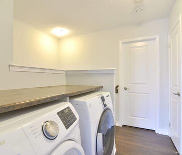 For Lease - 3062 Gardenia Gate, Oakville, Ontario - Photo 3