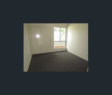 5 Parrey Court, Rothwell, Qld 4022 - Photo 4