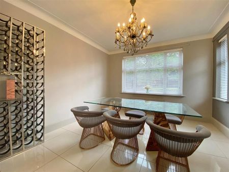 4 bedroom detached house to rent - Photo 5