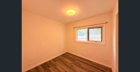 Dual Occupancy, 6 MONTH LEASE ONLY - Photo 3