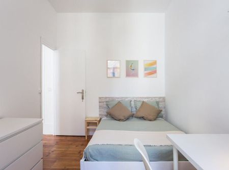 Calçada do Marquês de Abrantes, Lisbon, Lisbon 1200-163 - Photo 2