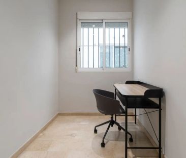 2-bedroom apartment for rent in El Mercat, Valencia, perfect for pr... - Photo 6