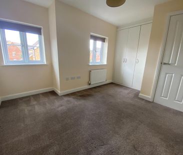 2 bedroom semi-detached house to rent - Photo 3