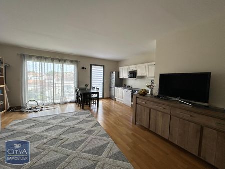 Location Appartement 3 pièces 72m² LA ROCHELLE 17000 - Photo 3