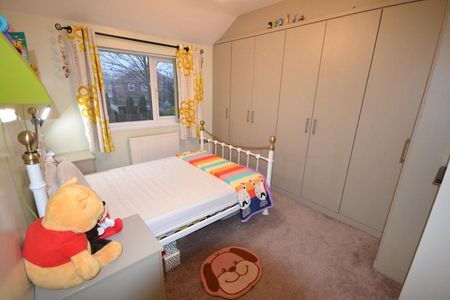 3 Bedroom Semi Detached Available Arranging tenancy - Photo 3