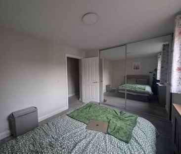 Apartment 2 2 Roseland Place, Donegall Road, Belfast, BT12 5AJ - Photo 2