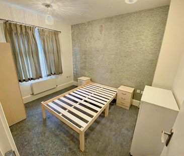 House share to rent - Photo 1