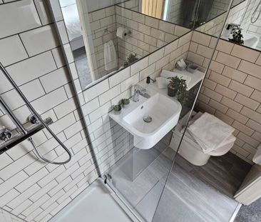 Room 1, Longroyd Terrace, Beeston, LS11 5HJ - Photo 2