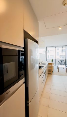 1 bed 1 bath - Photo 5