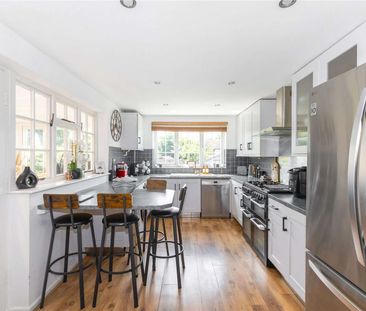 A stylish and modern four bedroom family home in the sought-after v... - Photo 6