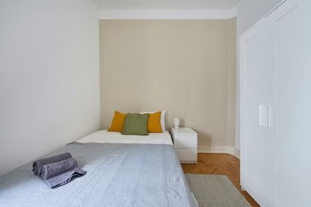 Rua Chaby Pinheiro, Lisbon, Lisbon 1000-078 - Photo 3