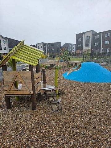 Modern 2BR Townhouse in Glen Eden! - Photo 4