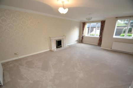 3 bedroom flat to rent - Photo 2