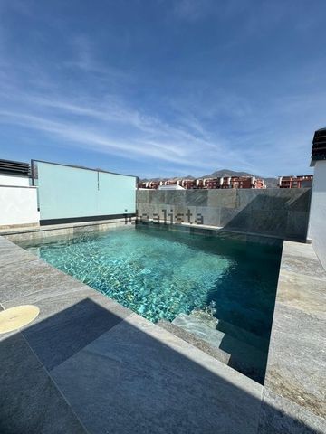 Alquiler de ático en Calle Benalmádena - Photo 4