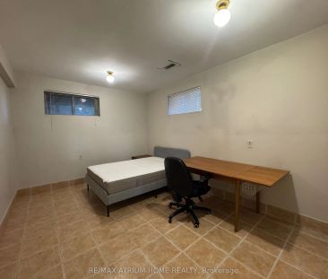 42 Cumberland Drive #Lower Suite - Photo 2