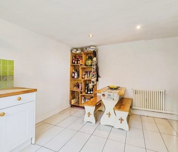 2 bedroom property to rent - Photo 6
