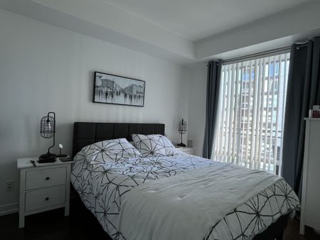 For Lease - 21 Widmer Street Unit# 3901, Toronto, Ontario - Photo 3
