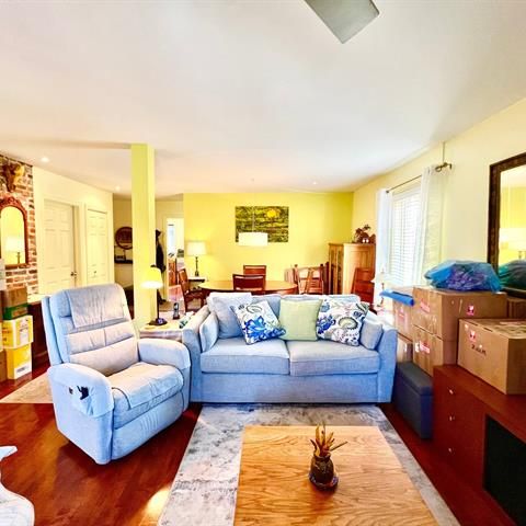 1239 Rue Stephens - Photo 1