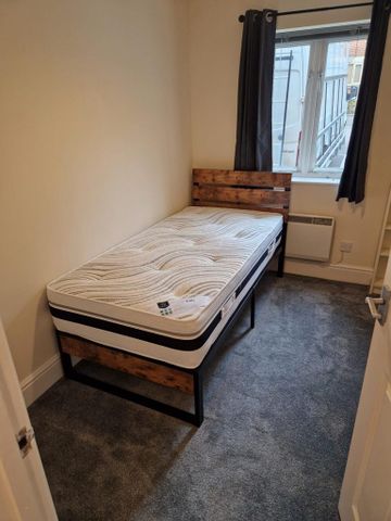 2 bedroom apartment to rent - Photo 2