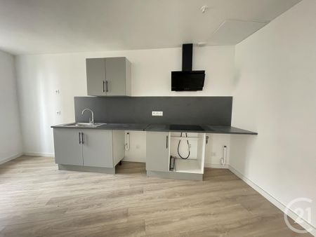 Location Appartement 3 pièces 80m² GRAULHET 81300 - Photo 3