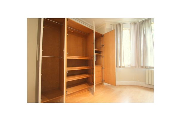 Studio Flat, Sutherland Avenue, W9 - Photo 1