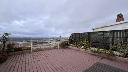 2 room luxury penthouse for rent in Madrid, Spain - Photo 2