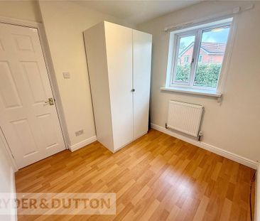 4 bedroom detached house to rent - Photo 3