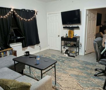 For Lease - 34 Junkin Street Unit# Main, St. Catharines, Ontario - Photo 1