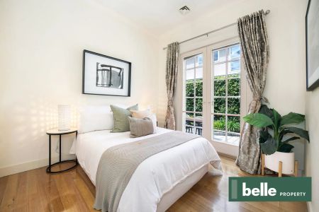 Single-Level Elegance - Photo 3