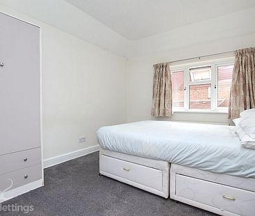 3 Bed property for rent - Photo 4