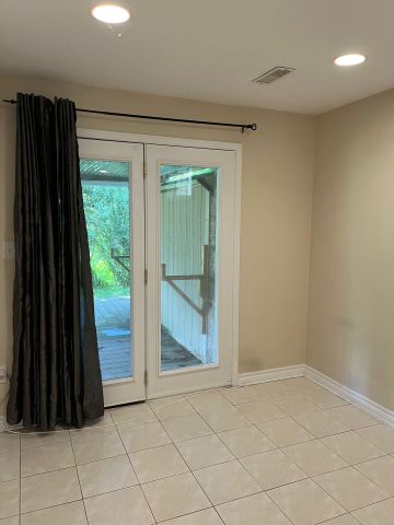 For Lease - 187 Clair Road Unit# Basement Apartment, Guelph, Ontario - Photo 2