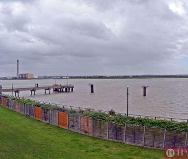 Harrisons Wharf, Purfleet, RM19 - Photo 6